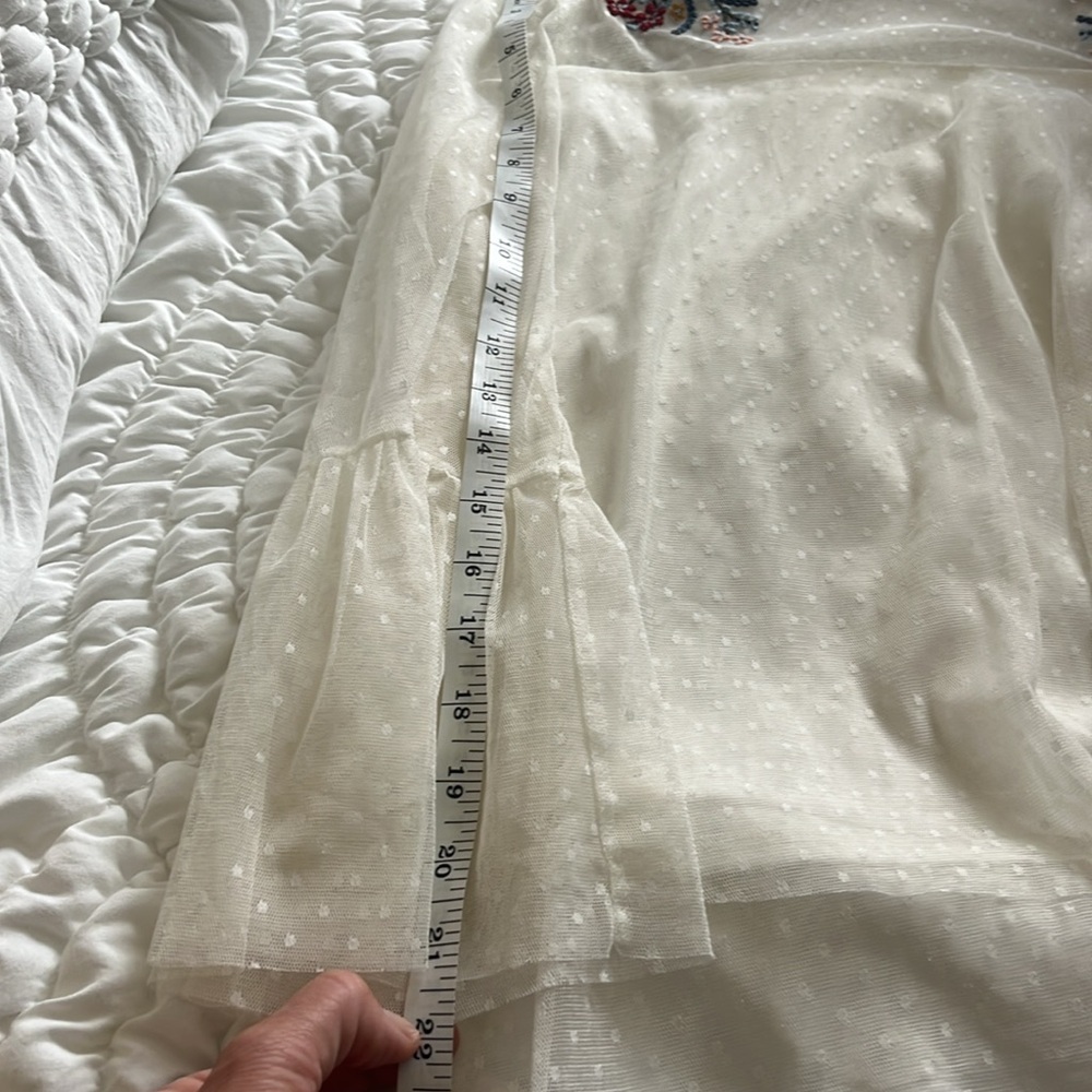 ***On hold***Xhilaration // Embroidered Sheer Cream Top size Medium - Picture 12 of 12